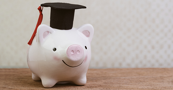 piggy bank with graduation hat